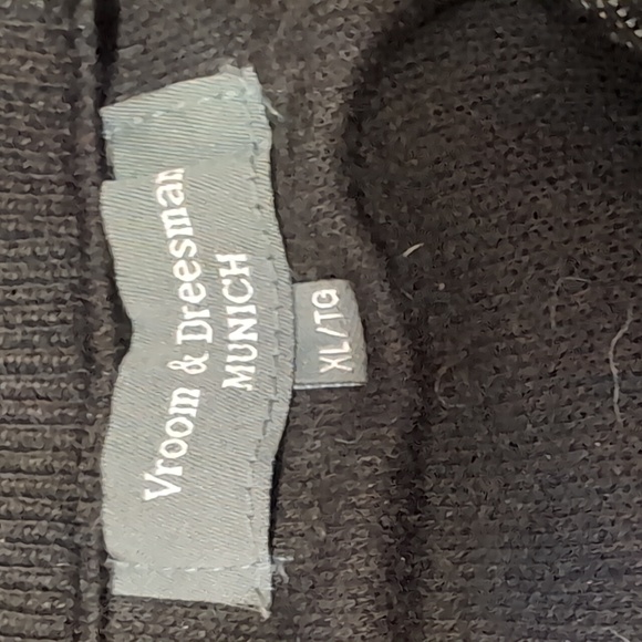 Men's XL long sleeve sweater - Picture 2 of 4